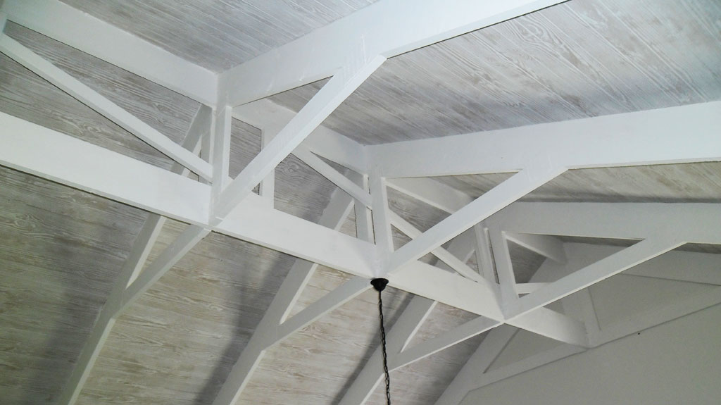 Limewash Ceiling and Exposed Trusses